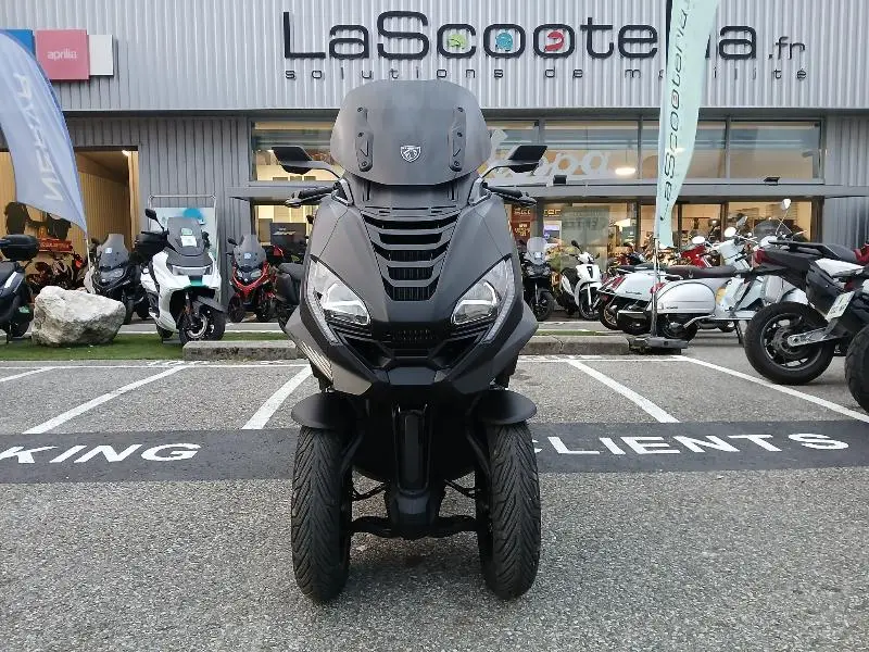 Peugeot METROPOLIS 400 RXR 2025 à 7150€ sur ST MARTIN D'HERES
