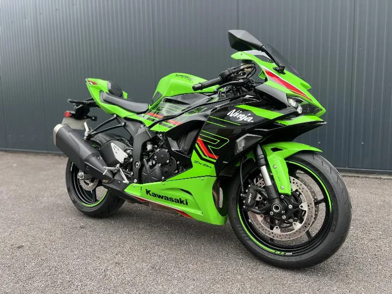 Kawasaki ZX6R 636 2024 a 9999€ en ST BRICE SOUS FORET - Segunda mano