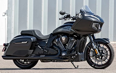 Photo of Indian 1770 Challenger Dark Horse 2020