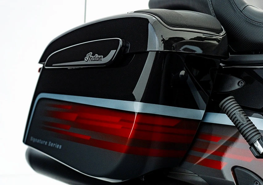 Indian 1830 Challenger Signature Series 2026 - 3