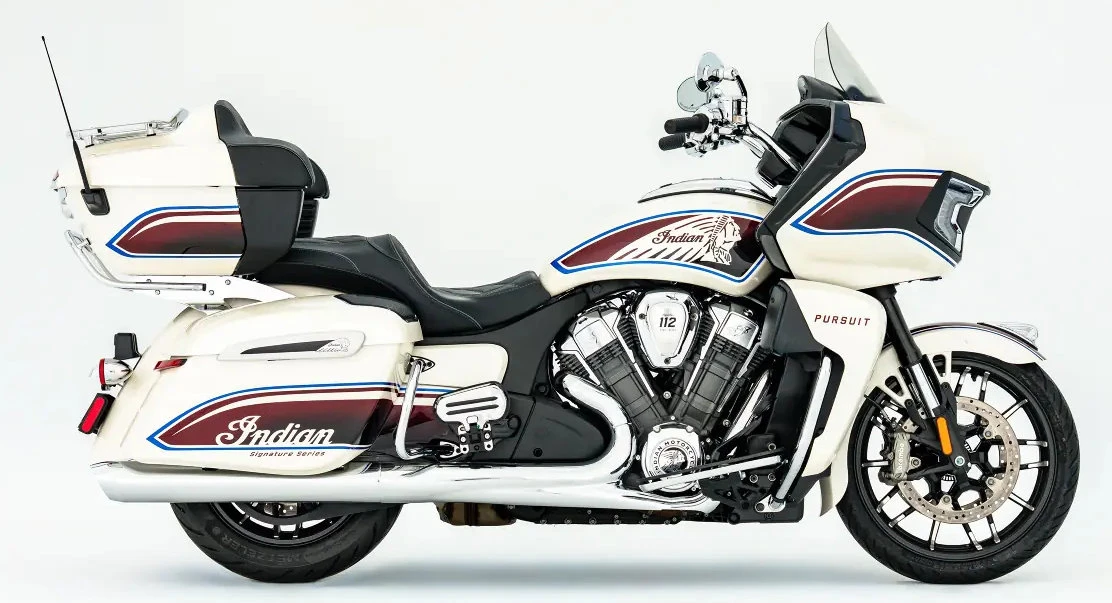 Indian 1830 Pursuit Signature Series 2026 - 3