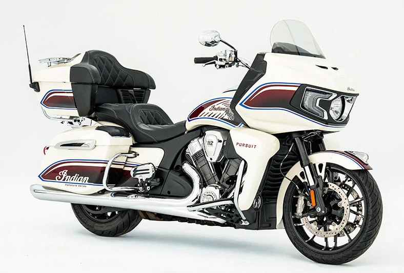 Indian 1830 Pursuit Signature Series 2026 - 6