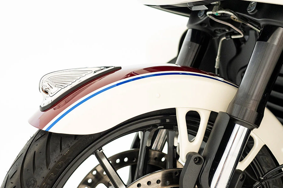 Indian 1830 Pursuit Signature Series 2026 - 4