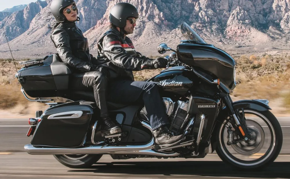Indian 1830 Roadmaster Limited / Dark Horse 2025 - 6