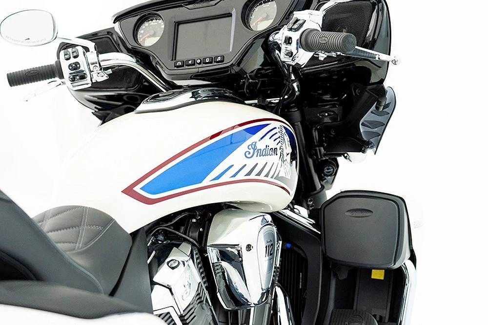 Indian 1830 Roadmaster Signature Series 2026 - 5