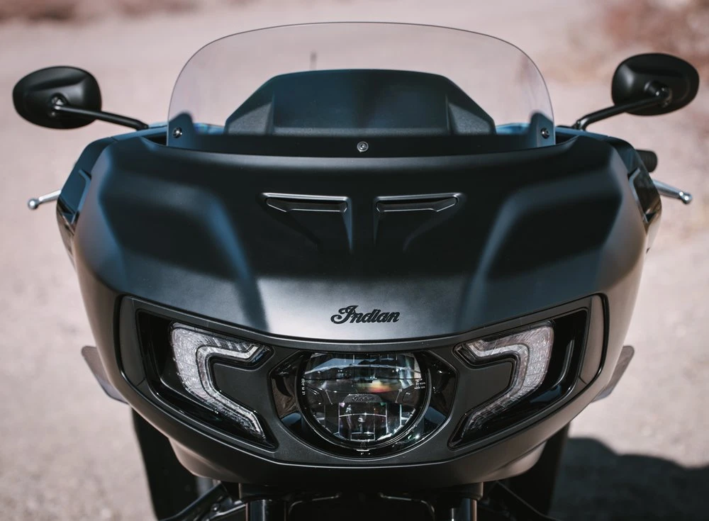 Indian 1830 Challenger Limited / Dark Horse 2025 - 15