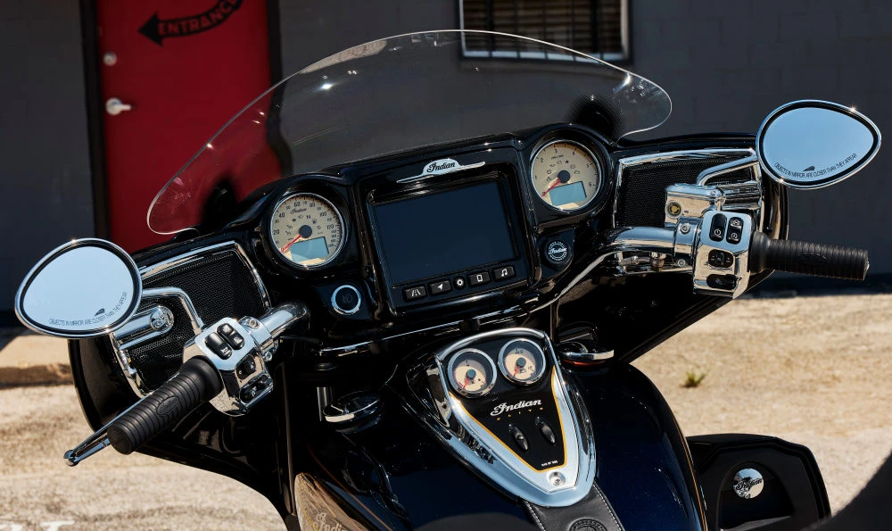 Indian 1890 Roadmaster Elite 2025 - 9