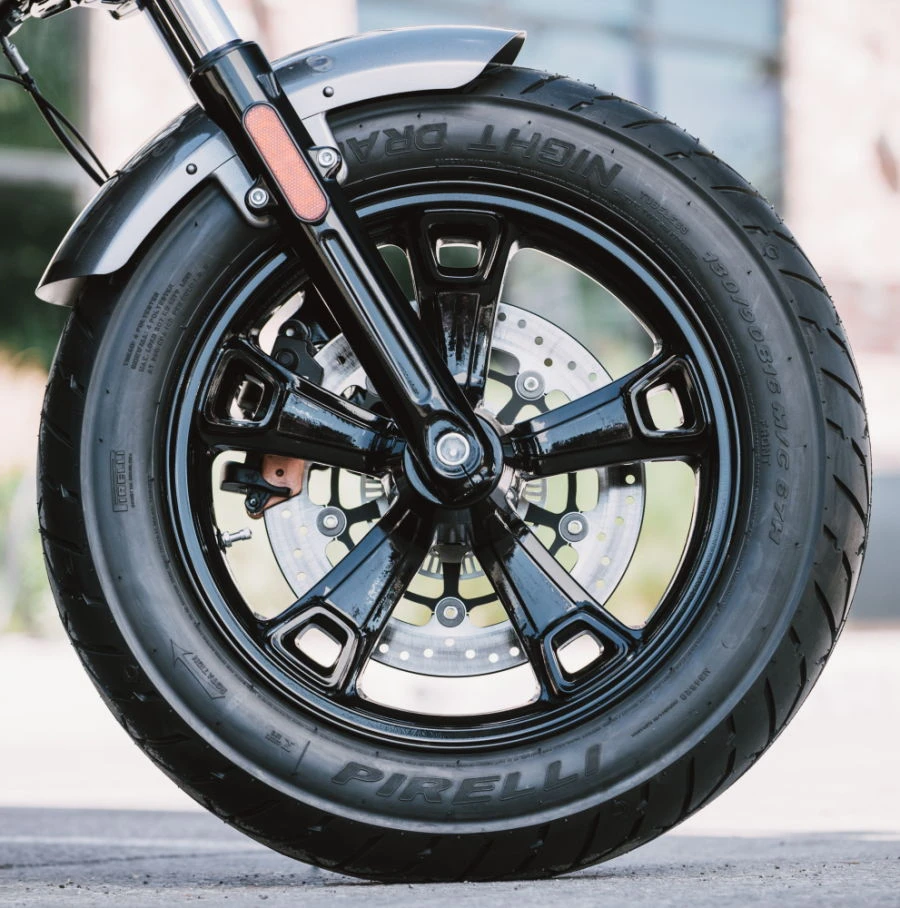 Indian 999 Scout Sixty Bobber 2025 - 6