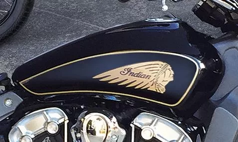 Foto de perfil del 1133 SCOUT Limited Edition MKII 2016 en color negro.