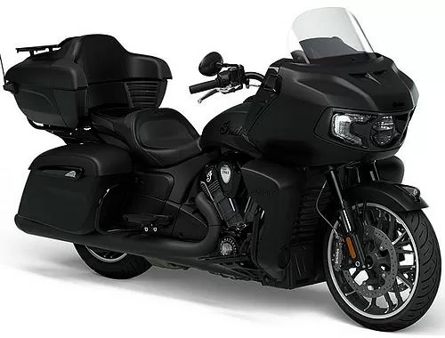 Foto de perfil del 1770 Pursuit Dark Horse 2024 en color negro.