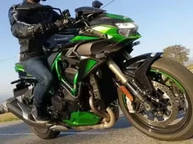 Essai de la Kawasaki Z H2 SE 2021 - Kawasaki Z H2 SE - Un essai à arracher des molaires