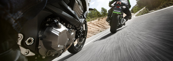 Kawasaki Z 800 en dynamique