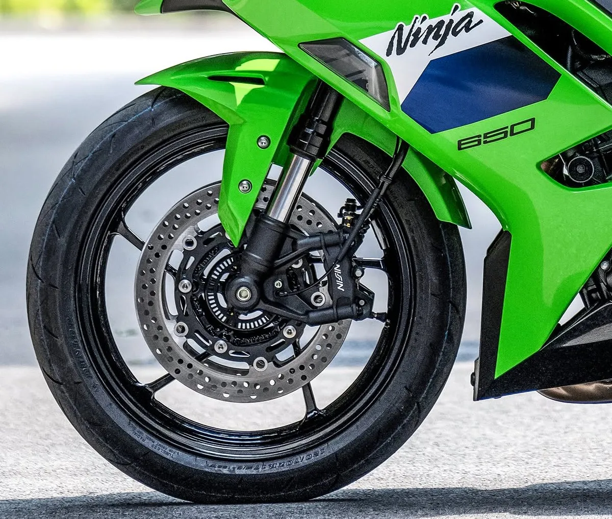 Kawasaki Ninja 650 2027 - 7