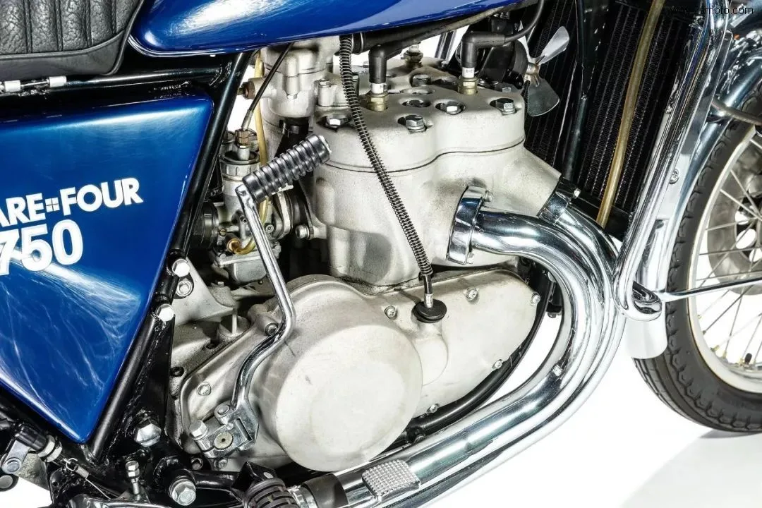 Kawasaki Square Four 750 1971 - 2