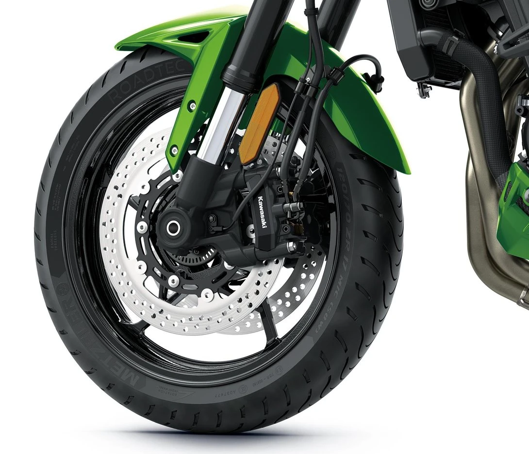 Kawasaki Versys 900 2027 - 12