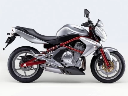 Profile photo of ER-6n 650 2006 in color not defined.
