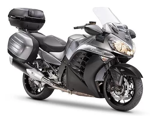 Foto de perfil del 1400 GTR Grand Tourer 2015 en color indefinido.