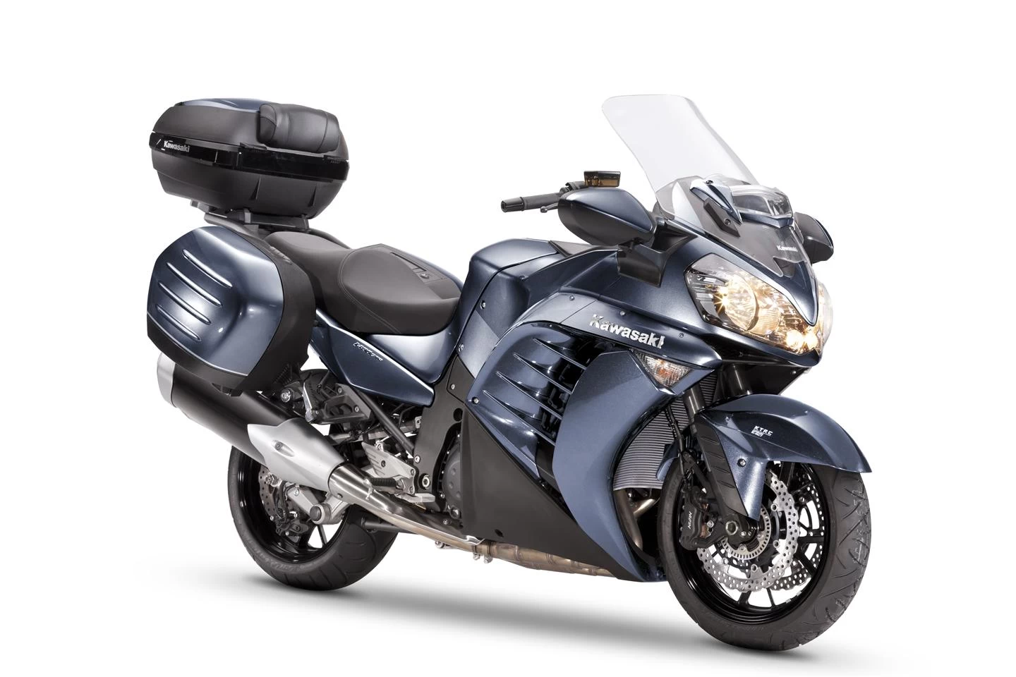 Foto de perfil del 1400 GTR Grand Tourer 2016 en color indefinido.