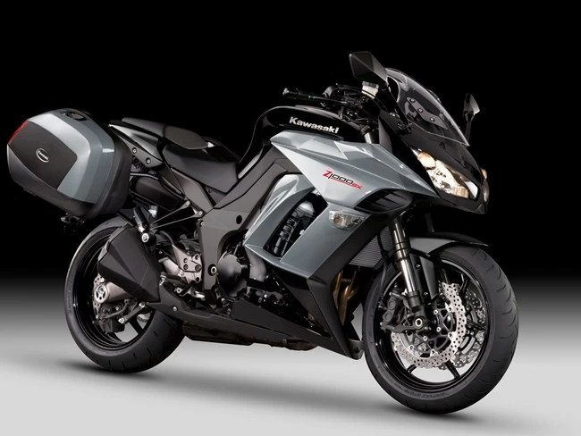 Foto de perfil del Z 1000 SX Tourer 2012 en color indefinido.