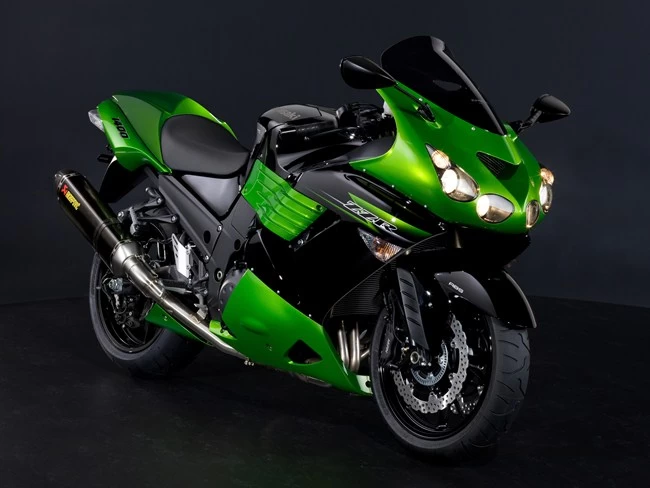 Foto de perfil del 1400 ZZR Performance Edition 2011 en color indefinido.