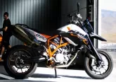 Motorcycle KTM 990 Supermoto R 2011