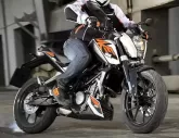 Motorcycle KTM 125 DUKE 2015
