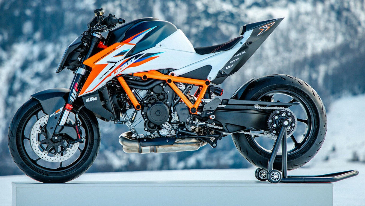 KTM Superduke 1390 RR 2026 - 1