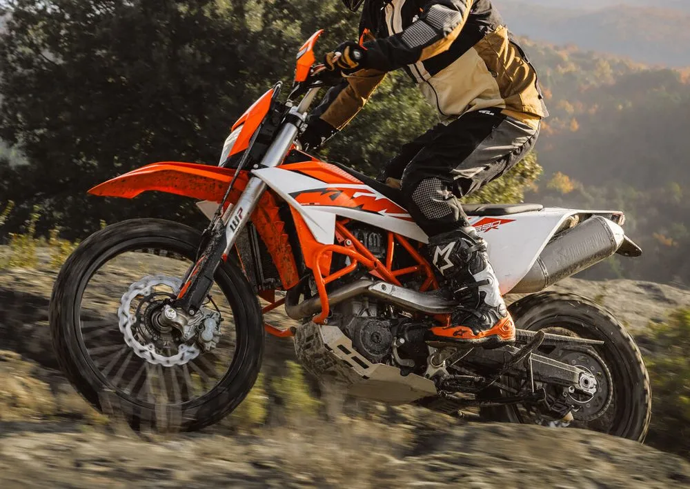 KTM 690 Enduro R 2026 - 5