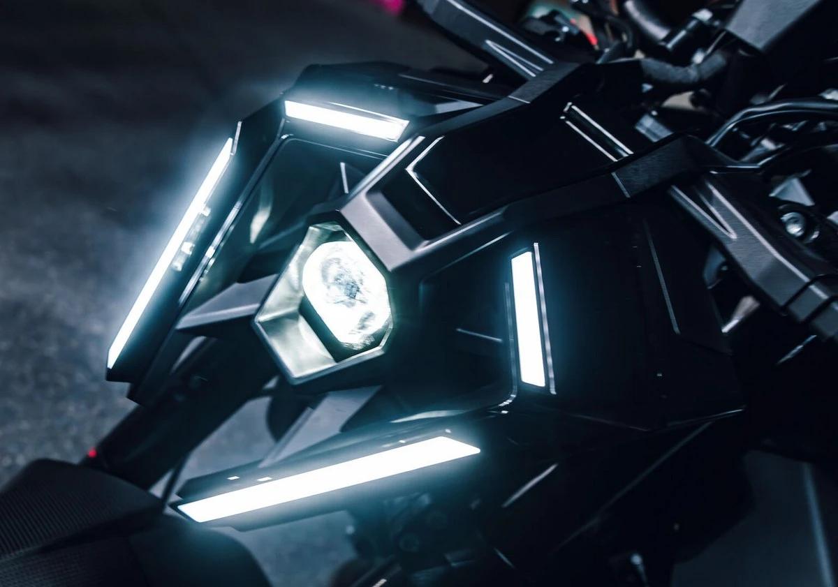 KTM 790 Duke 2027 - 12