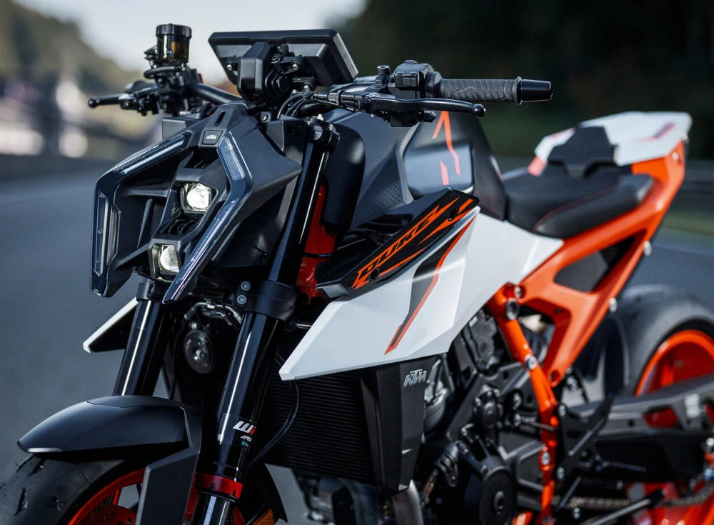LED Rear Light Unit For KTM 690 Duke / R, 990 Super Duke R, 690 Supermoto – ECE Approved