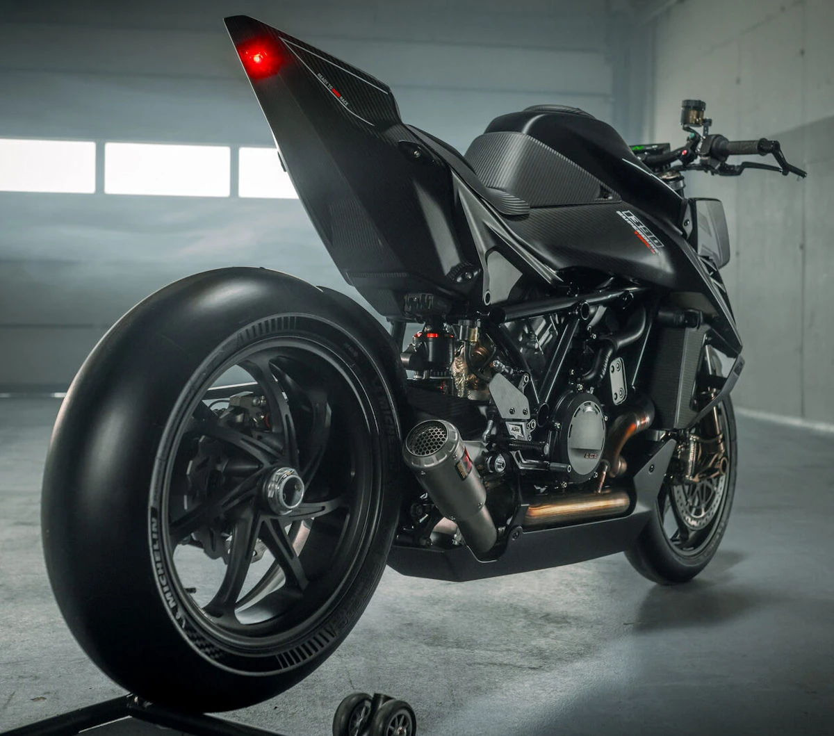 KTM Superduke 1390 RR Track 2026 - 12