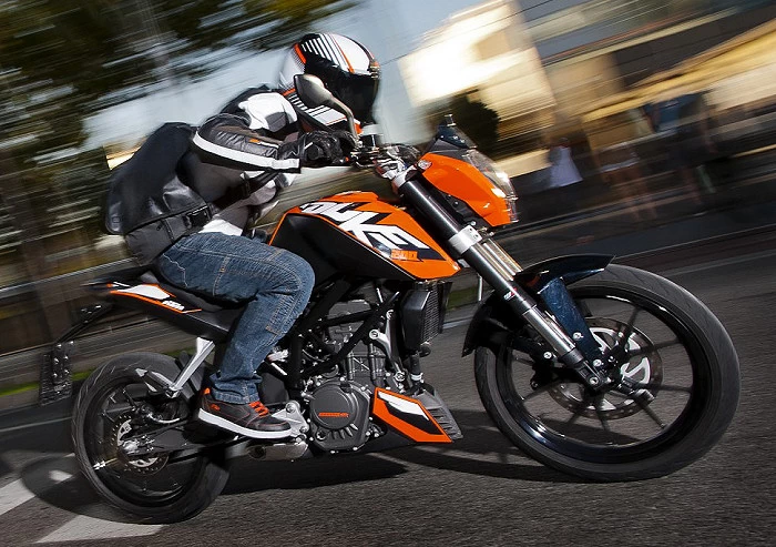 KTM 200 Duke 2012年式 ETC付き カスタム多数 KTM 200 DUKE 2012 - Motorcycle specifications, reviews, photos, used