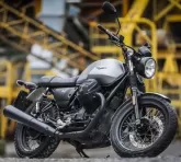 Motorcycle Moto-Guzzi 750 V7 III Rough 2020