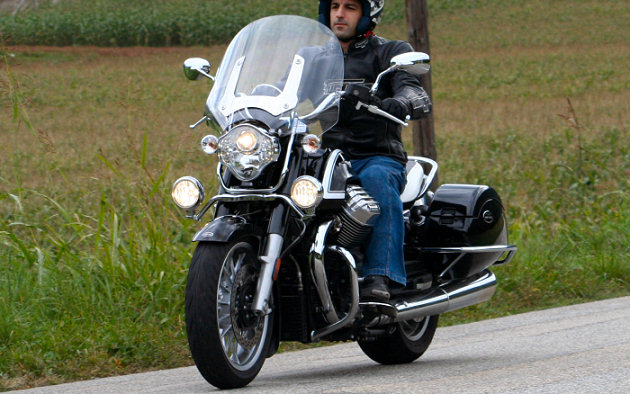 Essai de la Moto-Guzzi 1400 California Touring 2013
