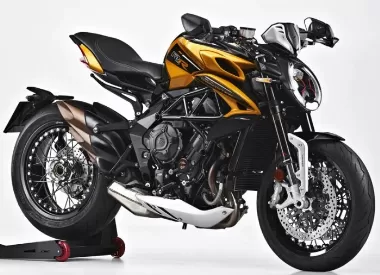 Foto del MV-Agusta 800 Dragster RR SCS 2022