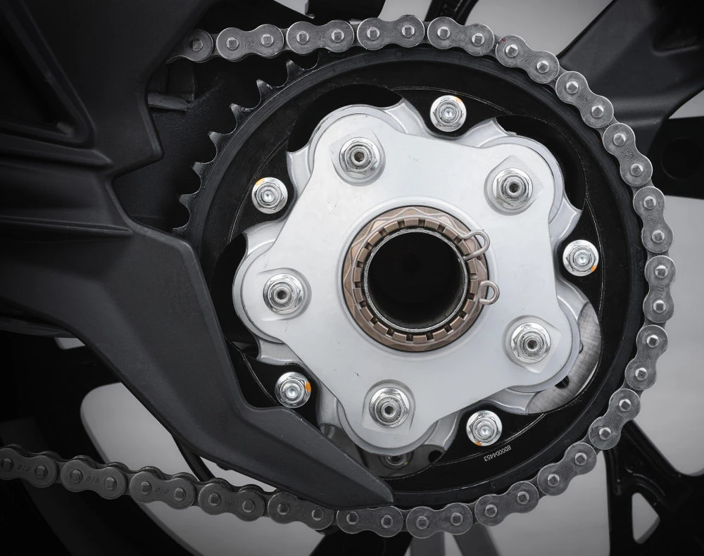 MV-Agusta 1000 Brutale Ottantesimo 2025 - 25