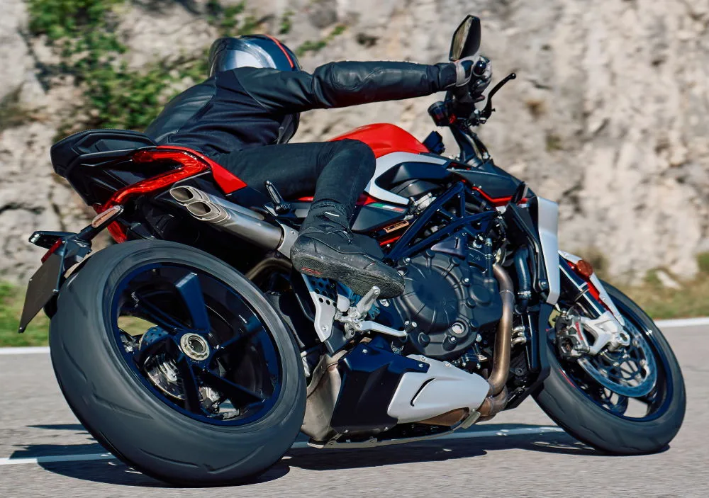 MV-Agusta 1000 Brutale Ottantesimo 2025 - 21