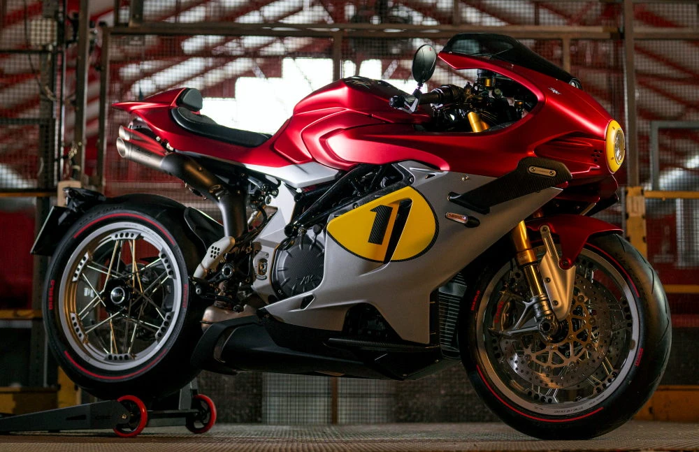 MV-Agusta Superveloce 1000 Ago 2025 - 38