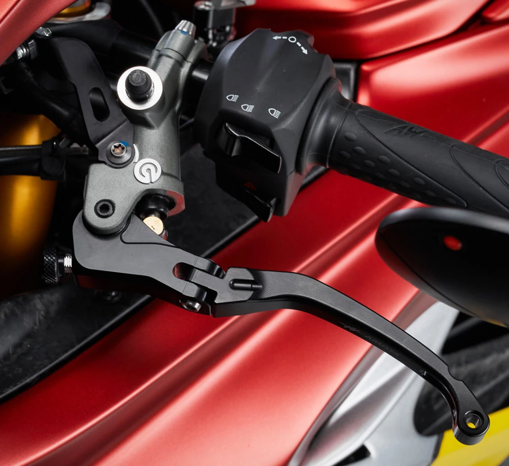 MV-Agusta Superveloce 1000 Ago 2025 - 35