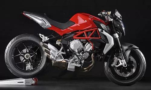 Foto de perfil del 800 BRUTALE 2015 en color indefinido.