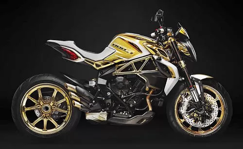 Foto de perfil del 800 DRAGSTER RR Gold 2017 en color indefinido.
