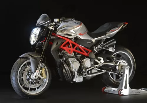 Profile photo of Brutale 1090 R 2014 in color not defined.