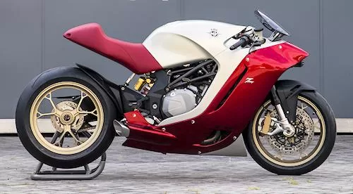 Foto de perfil del F4Z Zagato 2016 en color indefinido.