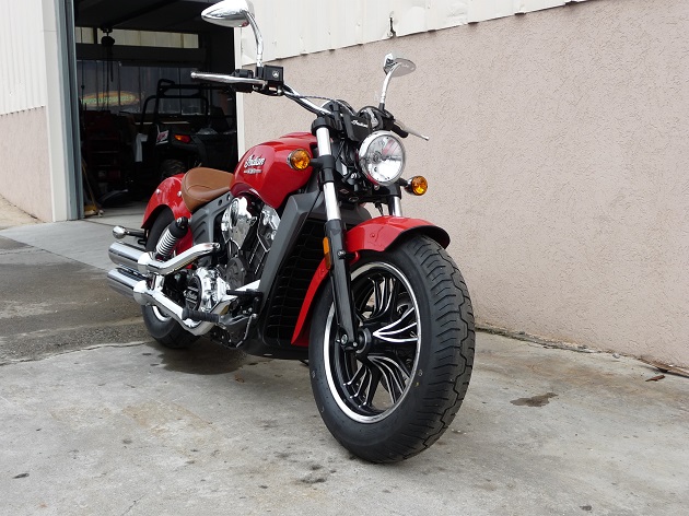 Essai de la Indian 1133 SCOUT 2016
