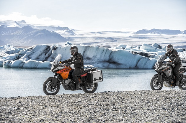 KTM 1190 Adventure - Le pack voyage pour 1 euro de plus.