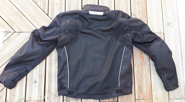 Essai V-Street Air Flow. Un blouson qui ne manque pas d'air.