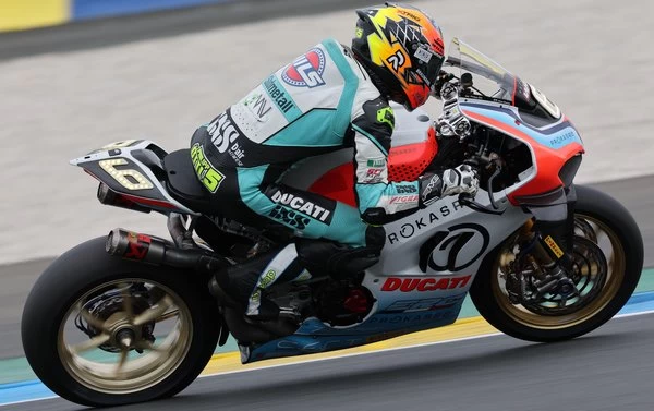 Photo de la Ducati n6