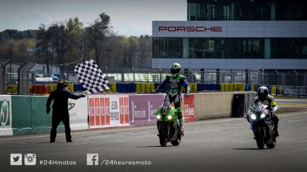Kawasaki remporte les 24 heures du Mans Moto 2016.