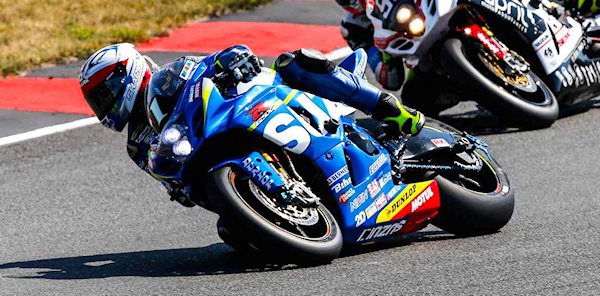 8 Heures d'Oschersleben : la victoire pour le GMT 94.