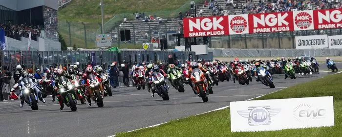 Départ d'une manche des 8 heures de Suzuka